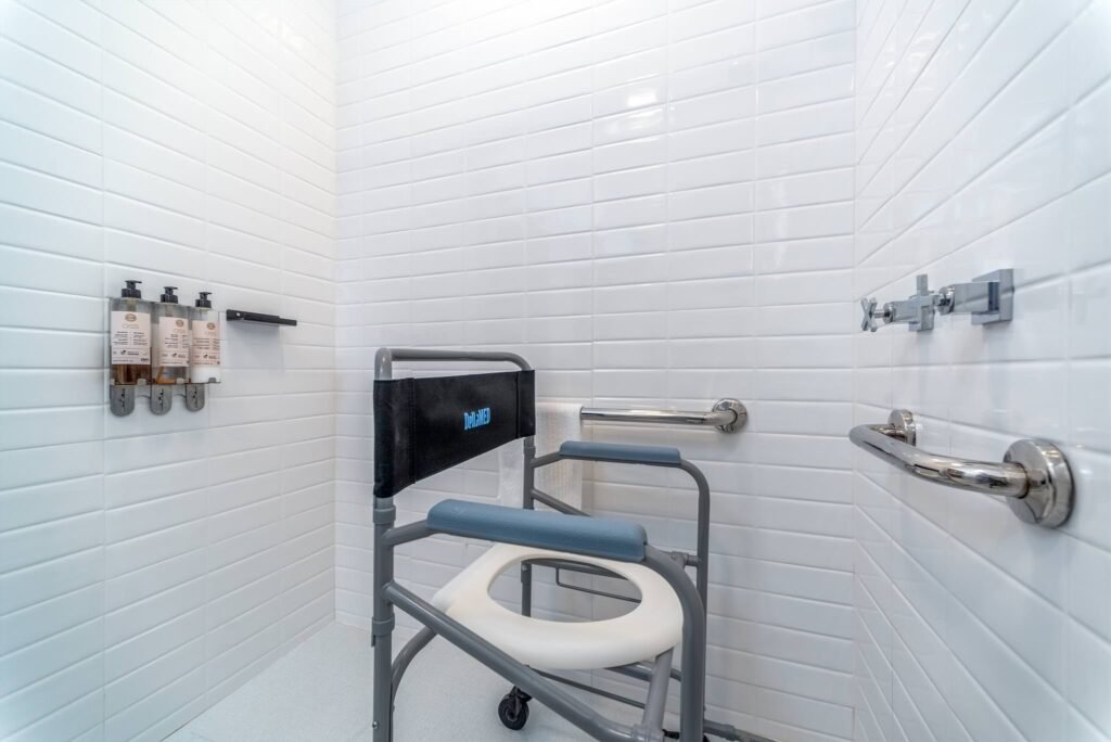 Suite Comfort Adaptada - 11 Banheiro