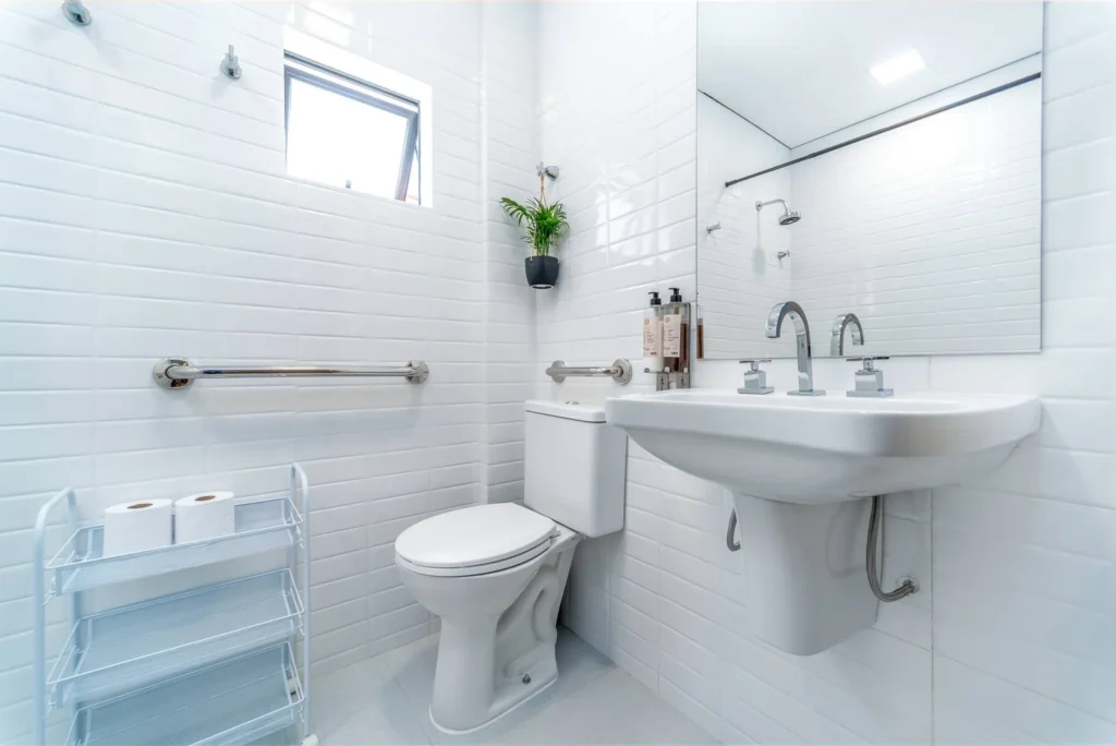 Suite-Comfort-Adaptada-09-Banheiro